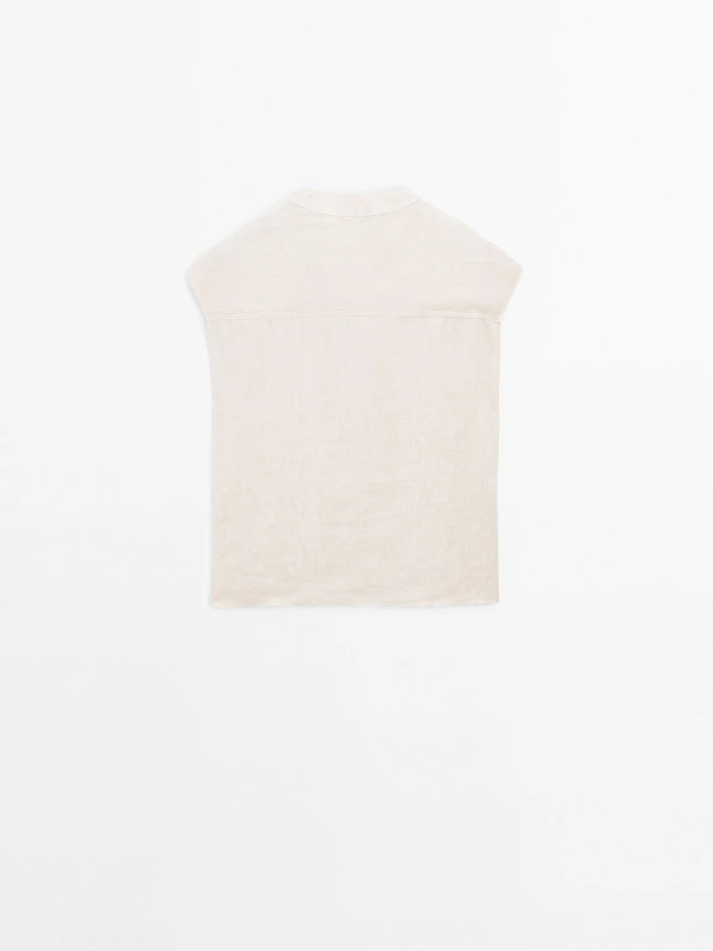 Waistcoat with buttoned chest detail