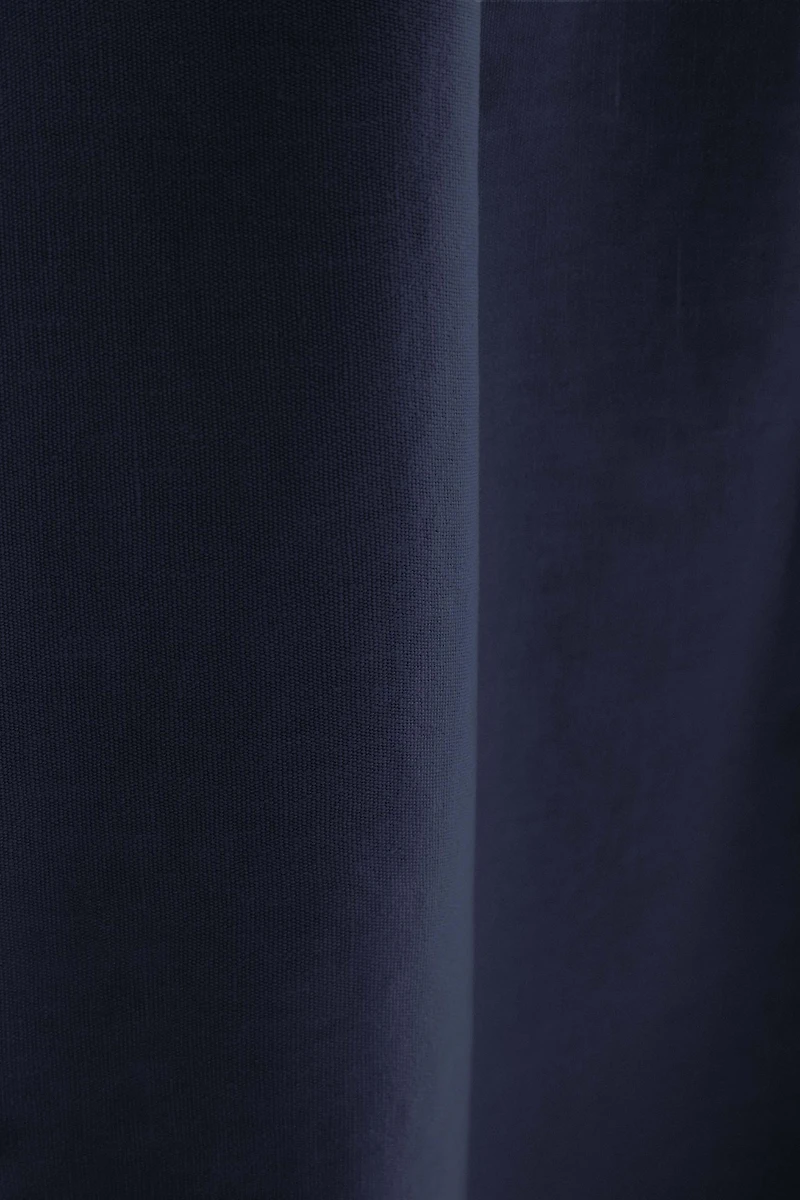 TABLECLOTH 01
