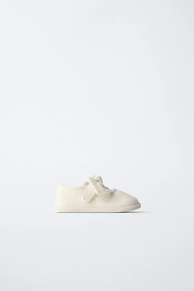 BAREFOOT BOW SNEAKERS