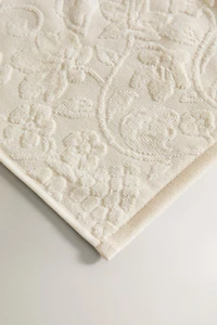 SERVIETTE DE BAIN JACQUARD FLEURS