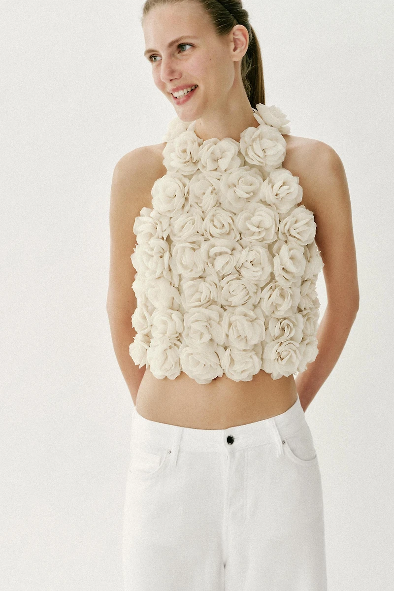 FLORAL TEXTURED KNIT HALTER TOP