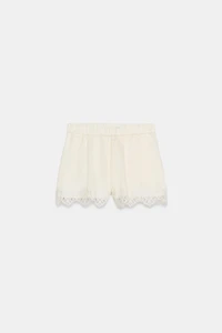 SHORT SATINÉ ET DENTELLE