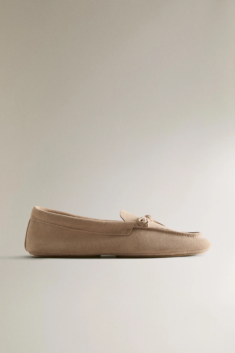 LOAFER WITH BOW SPLIT LEATHER