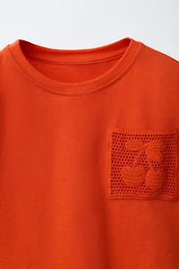 CROCHET KNIT POCKET T-SHIRT