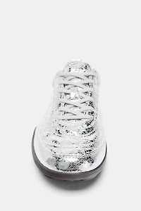 METALLIC-EFFECT RUNNING SHOES