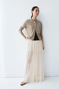 Fine-knit round neck cardigan