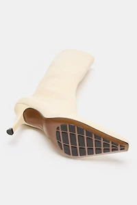 HEELED BOOTS