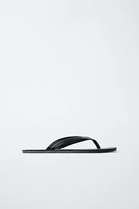 LEATHER SANDALS