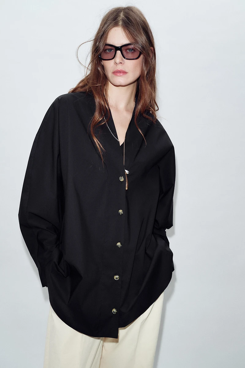 V-NECK POPLIN SHIRT