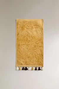 JACQUARD POMPOM BATH TOWEL