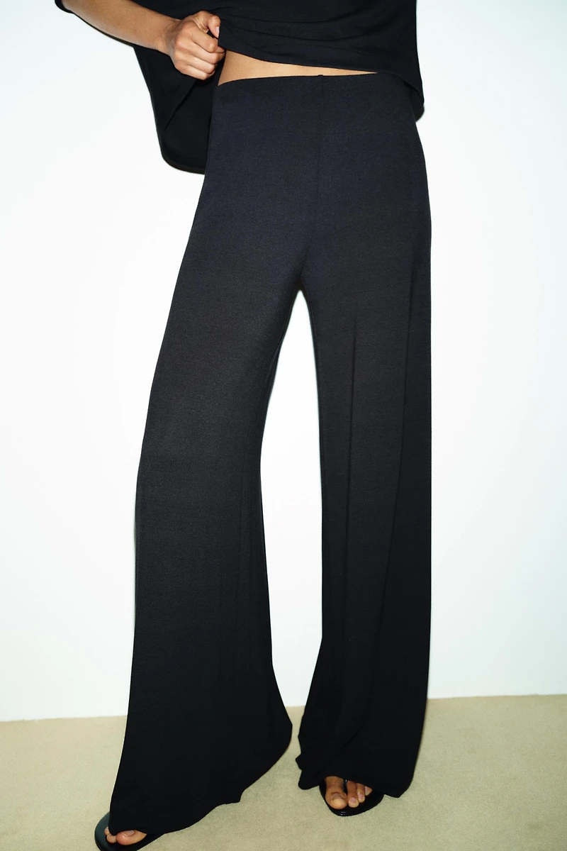 FLOWY PALAZZO PANTS