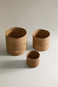 WOVEN BASKET