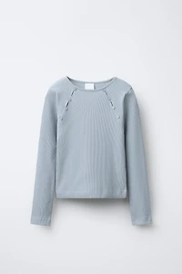 T-SHIRT CÔTELÉ BOUTONS CUT OUT