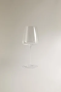 ULTRA LIGHTWEIGHT GLASS WINE GLASS