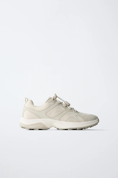 MESH SNEAKERS