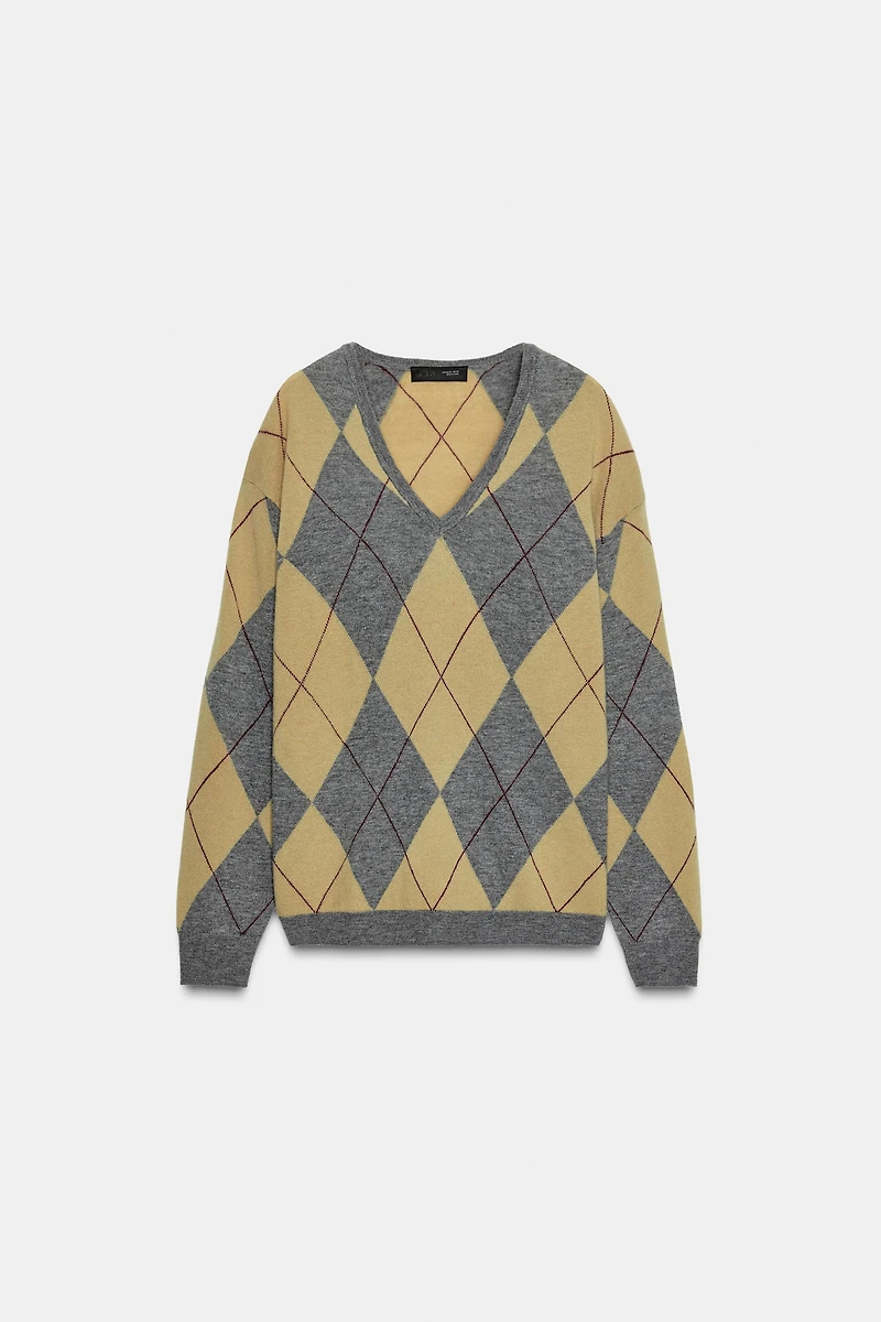 100% WOOL DIAMOND JUMPER