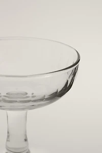 VERTICAL RAISED DESIGN GLASS