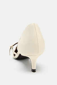 HEELS WITH SIDE CUT-OUTS