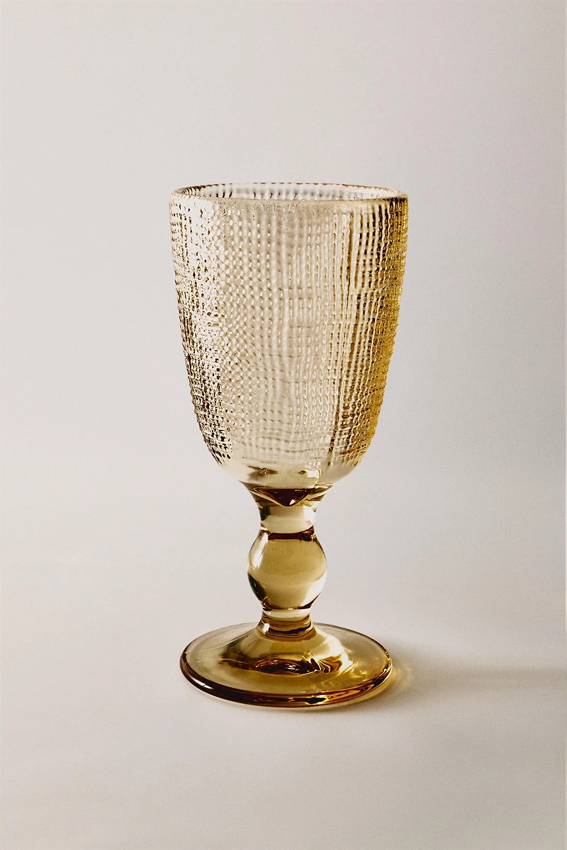 RAISED DESIGN GLASS