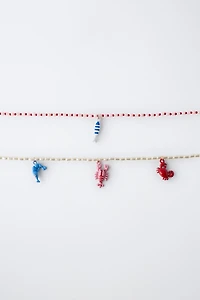 LOT DE DEUX COLLIERS PERLES ET FANTAISIE MER