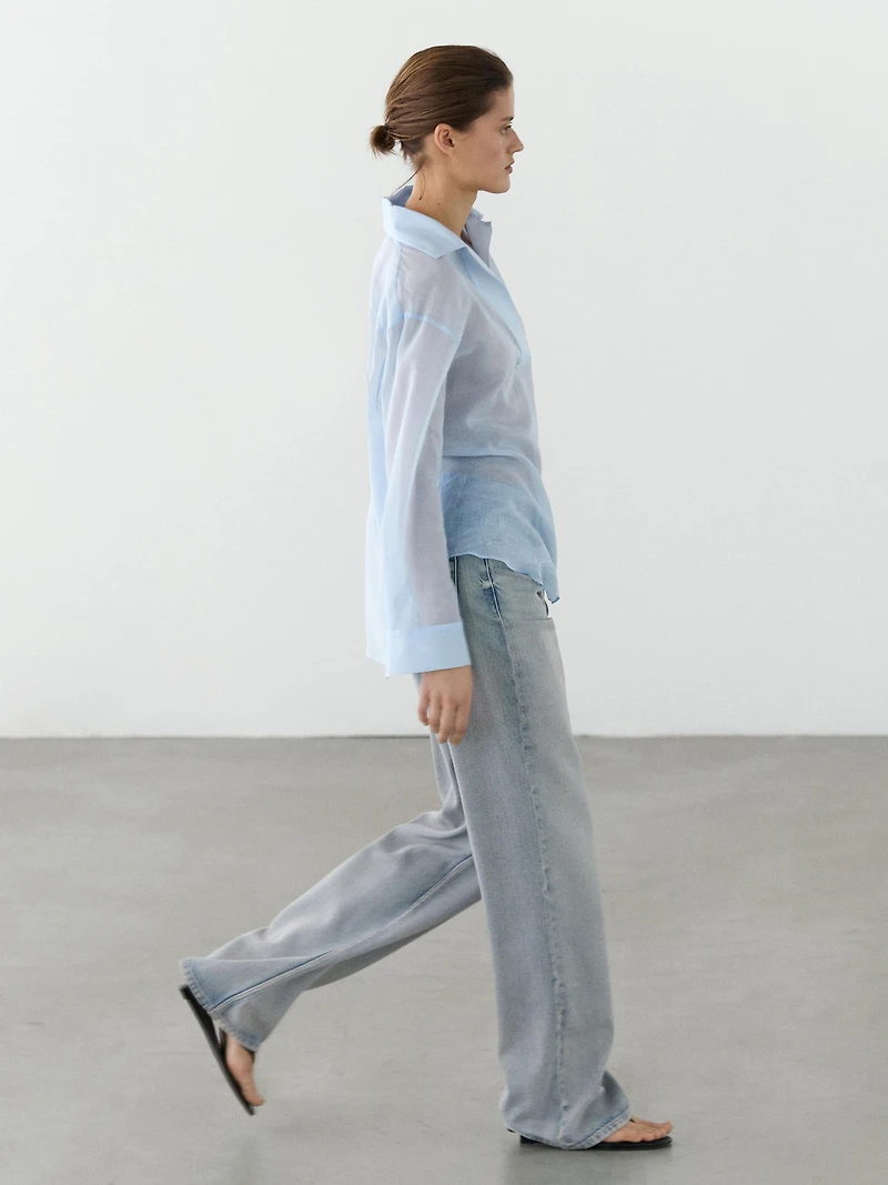 Flowing 100% cotton shirt with collar detail
