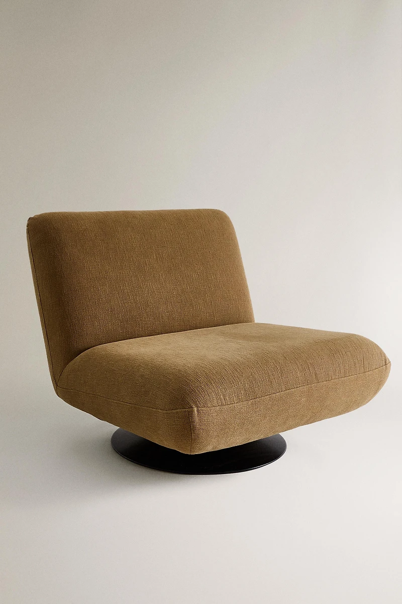 SWIVEL ACCENT CHAIR