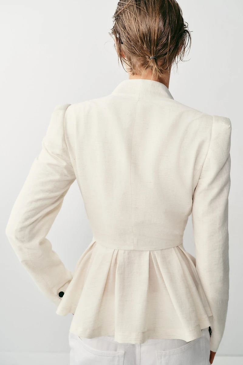 BLAZER AJUSTÉE ÉPAULETTES