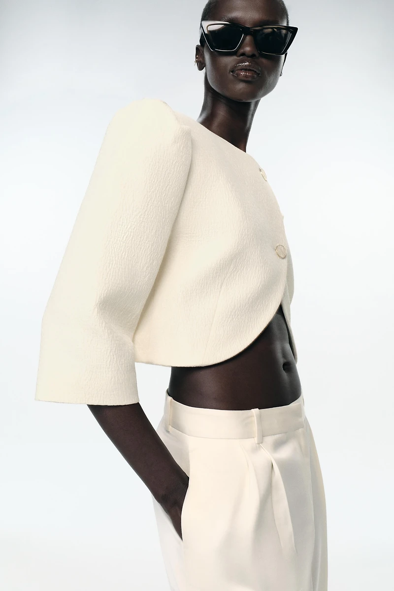 PUFF SLEEVE CROPPED BLAZER