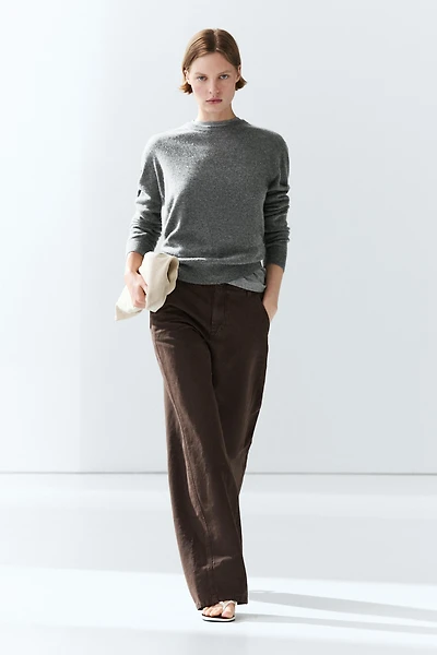 100% cashmere long sleeve sweater