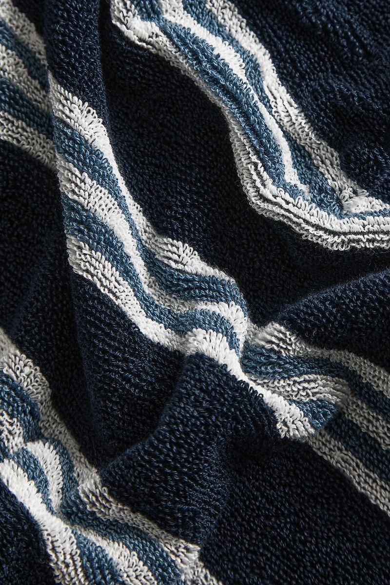 IRREGULAR STRIPED BATH TOWEL