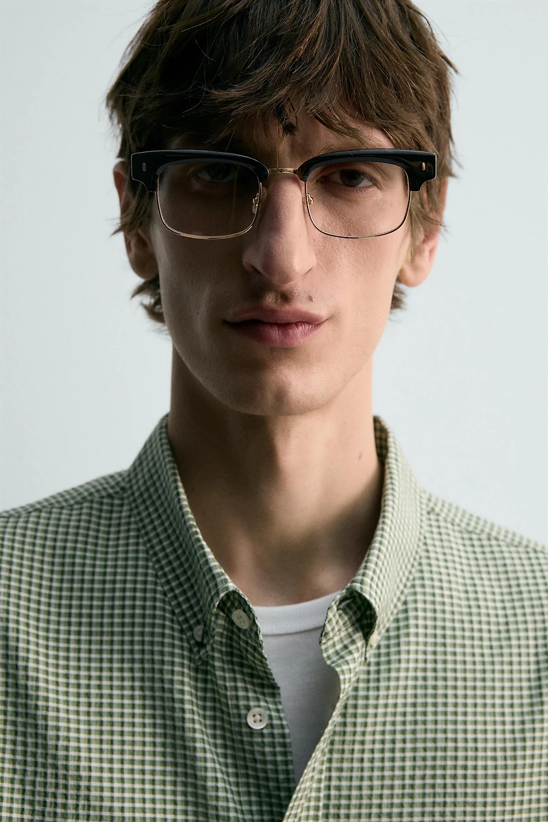 CHEMISE STRUCTURÉE À CARREAUX