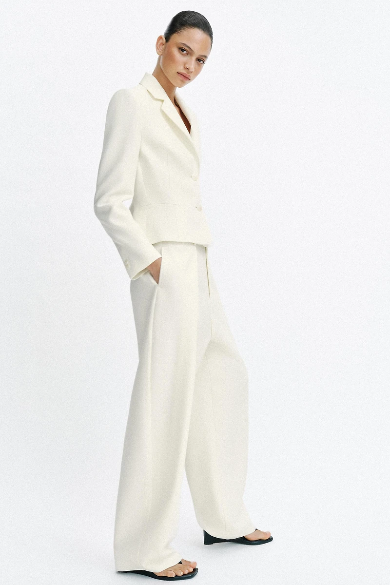 TAILORED BLAZER WITH SHOULDER PADS