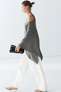 Fine knit cape