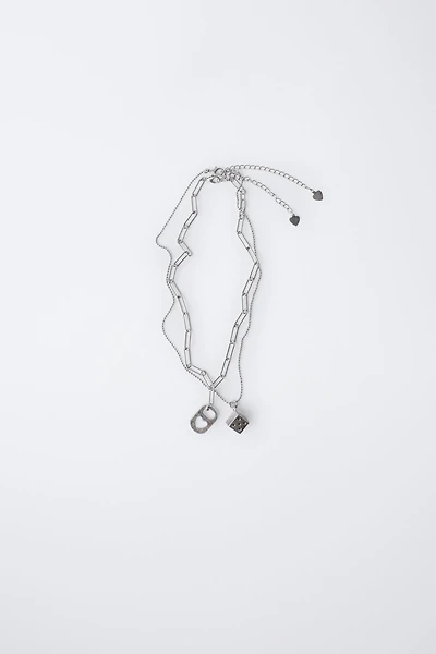 PACK OF TWO PLATE AND DICE NECKLACES