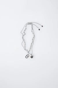 PACK OF TWO PLATE AND DICE NECKLACES