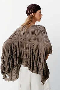 TEXTURED CAPE TOP