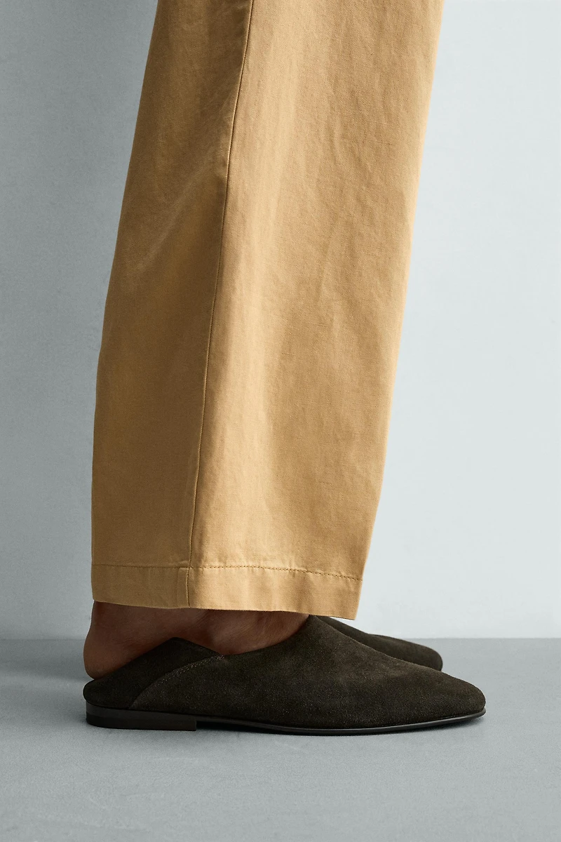LEATHER LOAFERS