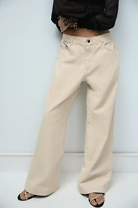 LIMITED EDITION MID-RISE RELAXED JEANS
