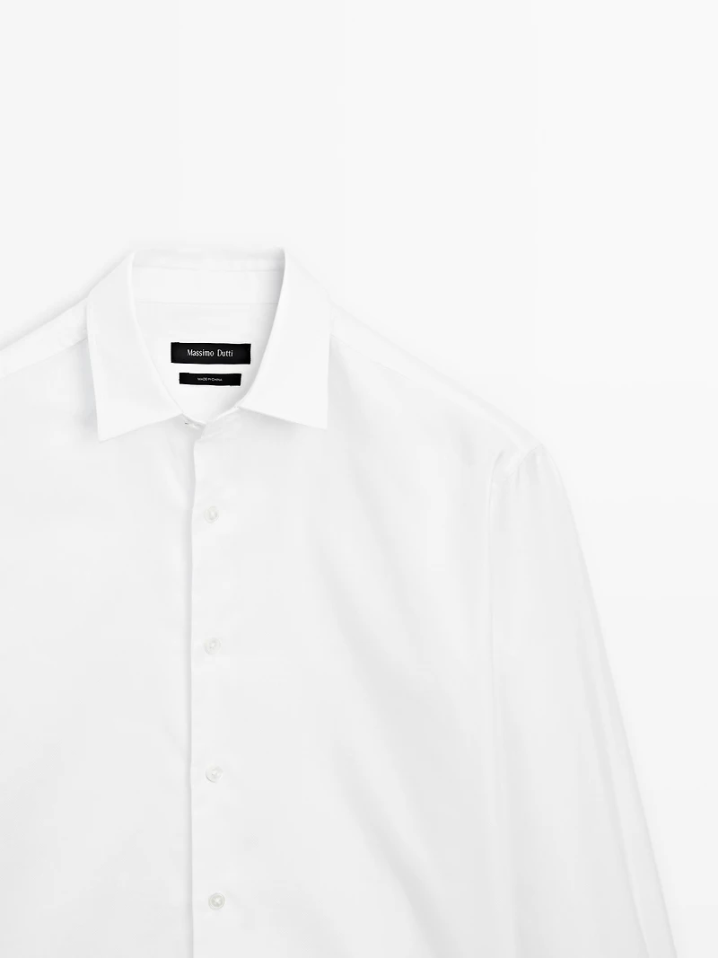 Regular fit textured shirt