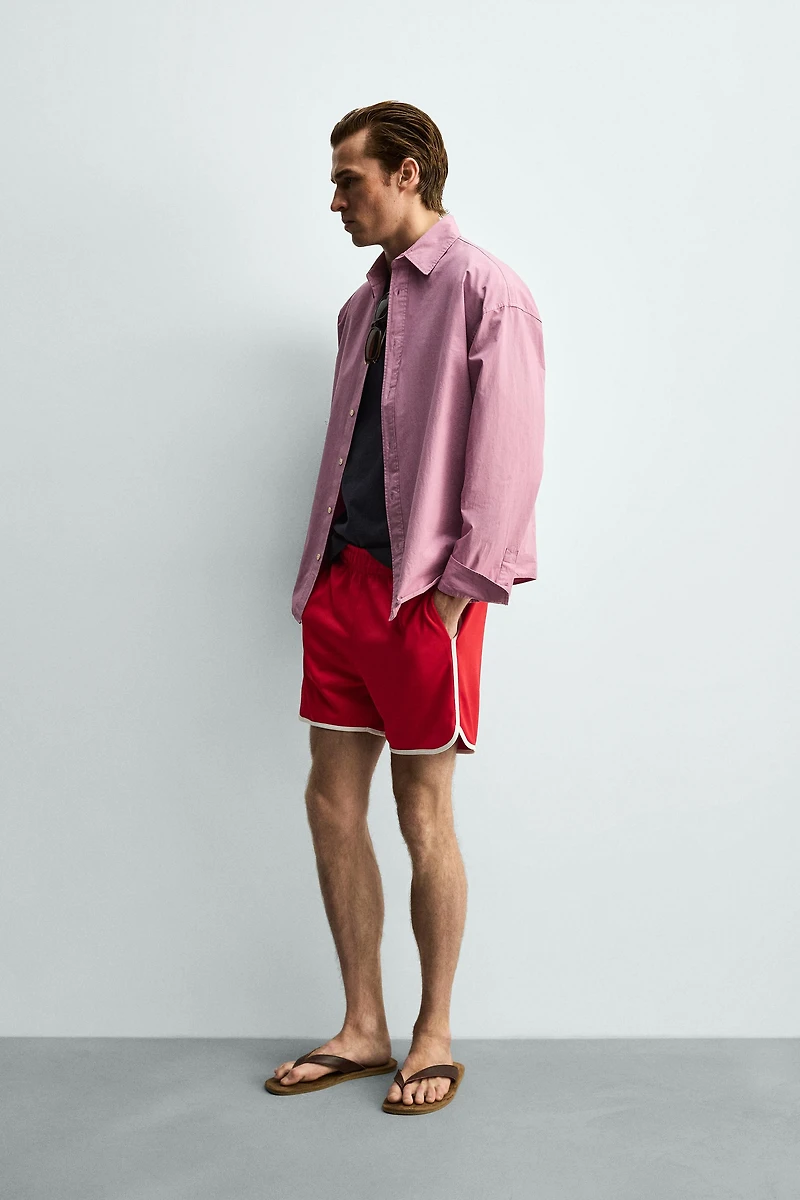 SHORTS WITH CONTRAST PIPING