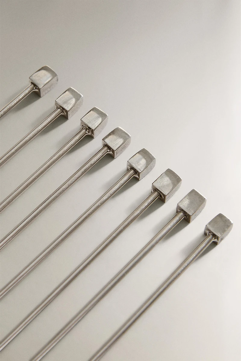 APPETIZER CHOPSTICKS SET WITH METAL BOX (SET OF 6)