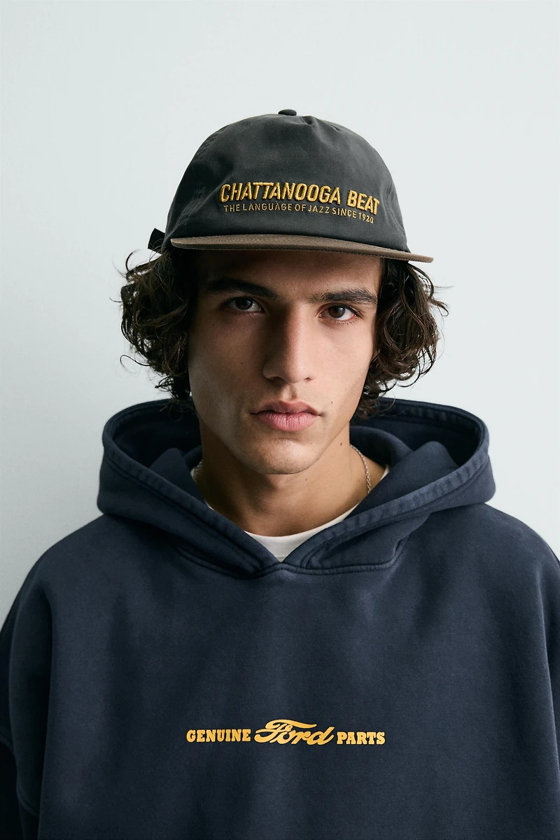 EMBROIDERED FLAT VISOR CAP
