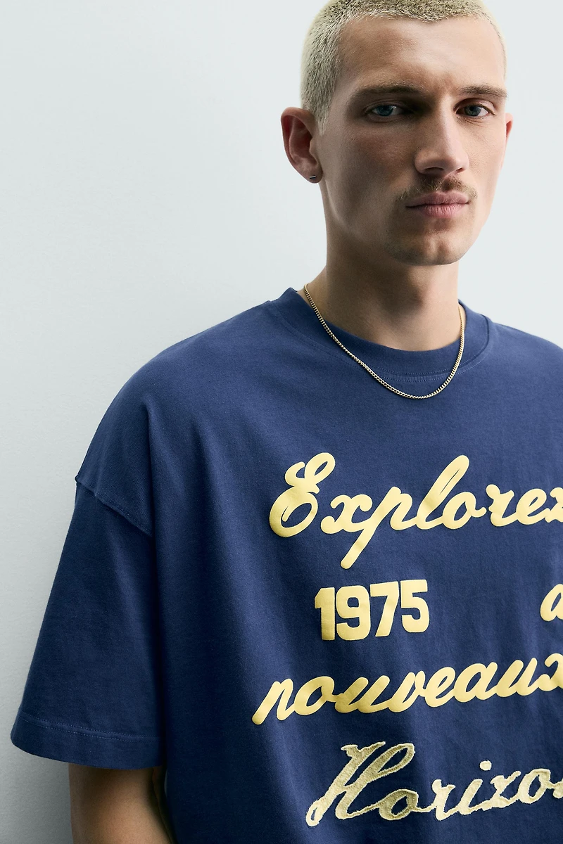 EMBROIDERED PRINT T-SHIRT