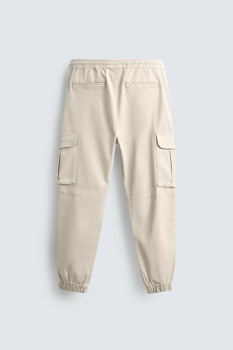 SLIM FIT CARGO PANTS