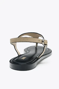 LEATHER BUCKLE STRAP SANDALS