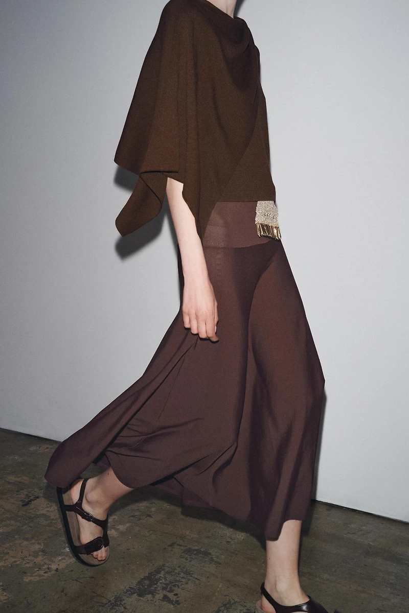 KNIT CAPE TOP