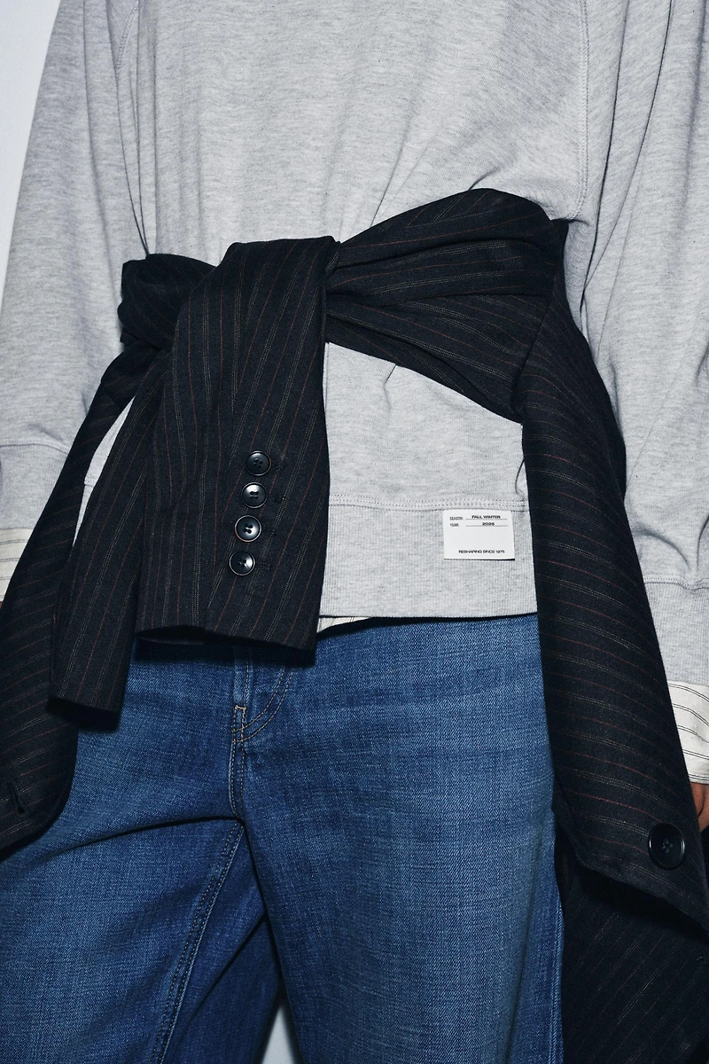 OVERSIZE LONG SLEEVE T-SHIRT