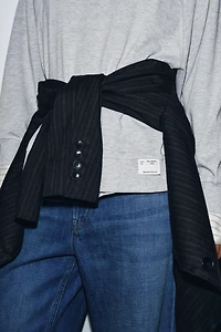 OVERSIZE LONG SLEEVE T-SHIRT