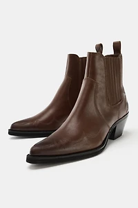 BOTTINES COW-BOY EN CUIR BRODÉES