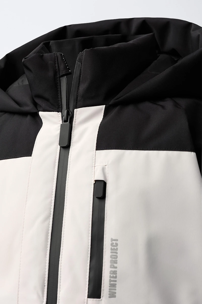 COLOR BLOCK WATER RESISTANT AND WINDPROOF JACKET